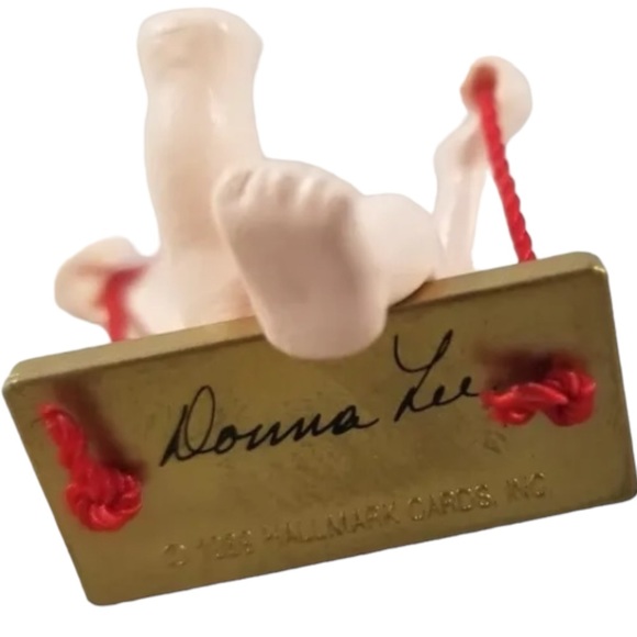 HALLMARK 1989 Artists’ Favorite Ornament  “Playful Angel” Sculpted By Donna Lee - Picture 8 of 8